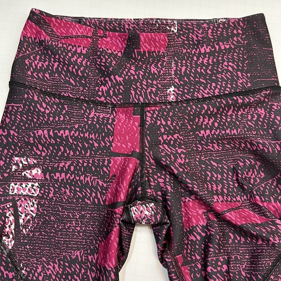 Under Armour compression legging size medium - Picture 3 of 7